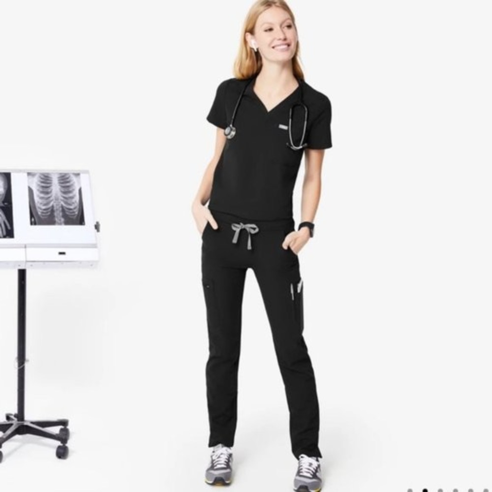 FIGS Black Yola Skinny Scrub Pants
